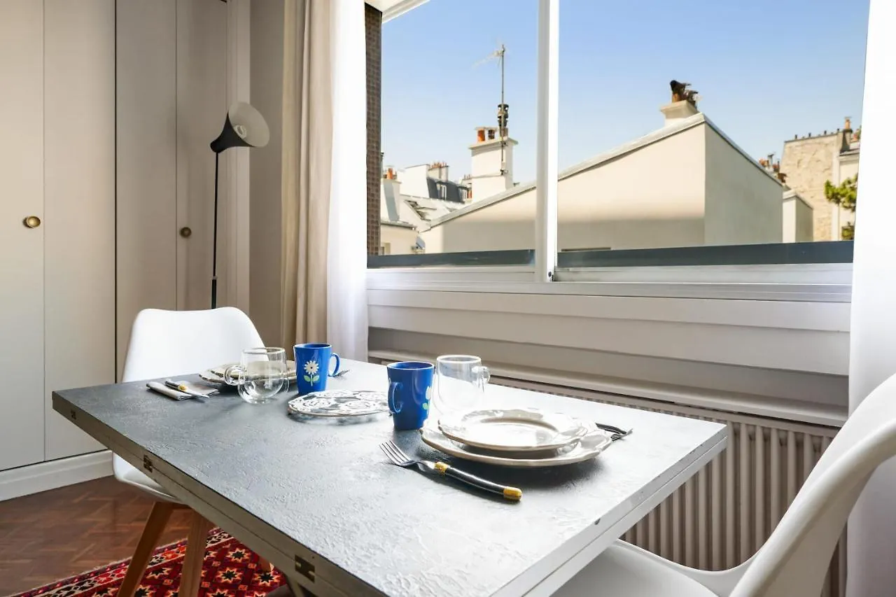Appartement Folie-Mericourt - Welkeys Paris Lägenhet